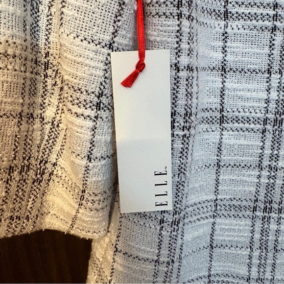 Elle Women's Checkered Blazer - White and Black - Picture 7 of 14